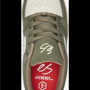 Men’s ES accel slim plus skateboard shoes size 10 WORN ONCE !!